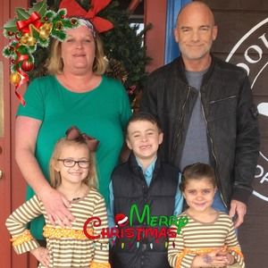 Meet your Posher, Dana